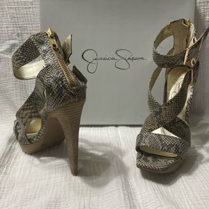 Jessica Simpson, JS-SHIEVA